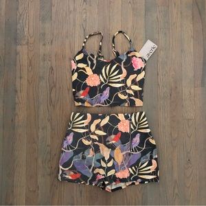 Antonella CROP TOP AND SHORTS SET- M